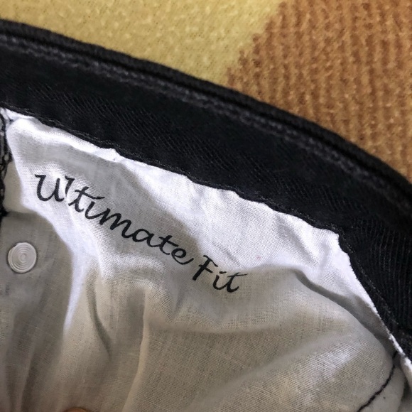 Chicos ultimate fit zipper cuff jean - Picture 3 of 7